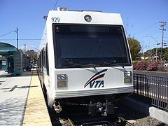 train.jpg train.jpg